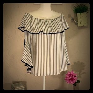 Beautiful Top for any Occasion 🎀